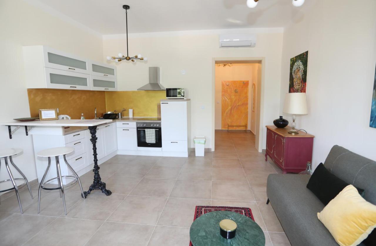 Apartman Kamala พูลา ภายนอก รูปภาพ