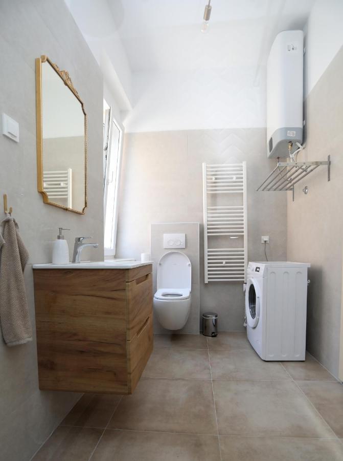 Apartman Kamala พูลา ภายนอก รูปภาพ
